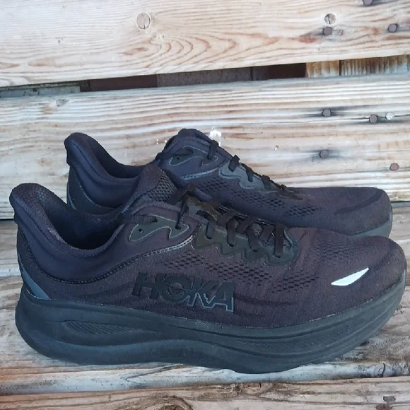 Hoka Bondi 9 Black Athletic Shoes with Cushioned Midsole - Picture 4 of 15